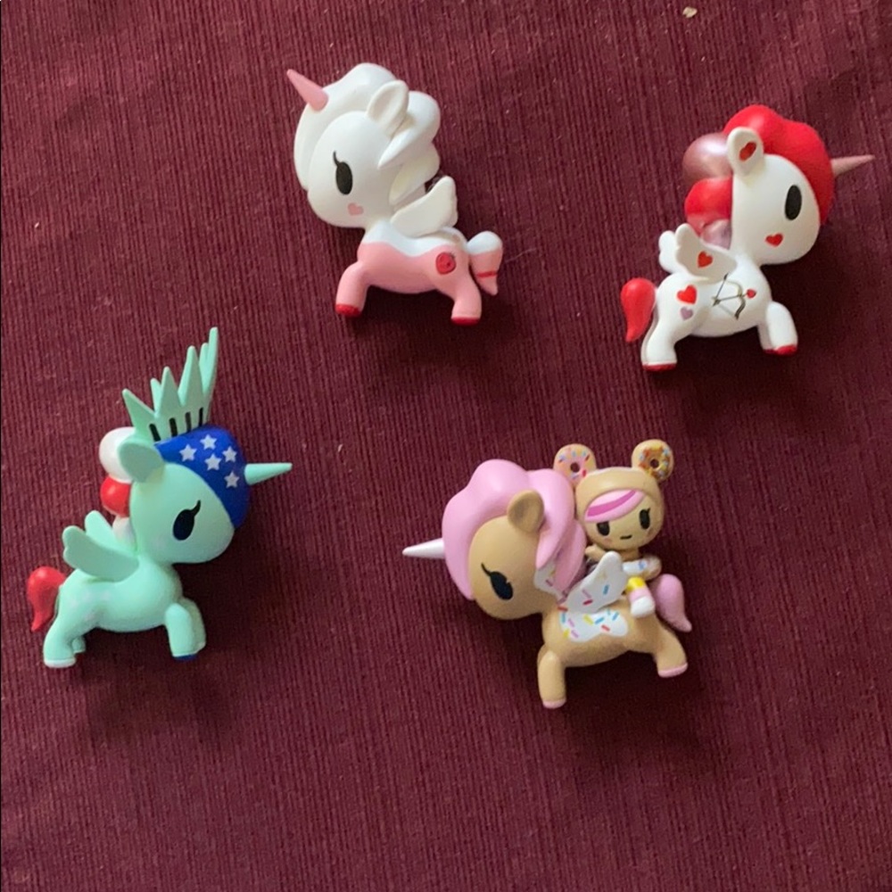 Tokidoki figures
